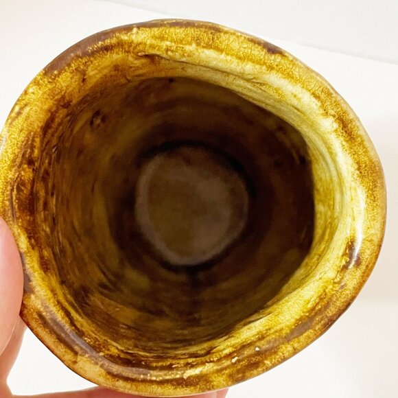 Vintage Unique Studio Art Pottery Vase Brown Glaze Fish Eagle Design Signed VLD - Picture 4 of 8